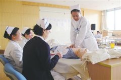 中国妇幼保健浅析护理管理工作理念